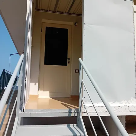 Fotula's House 4 דירה *