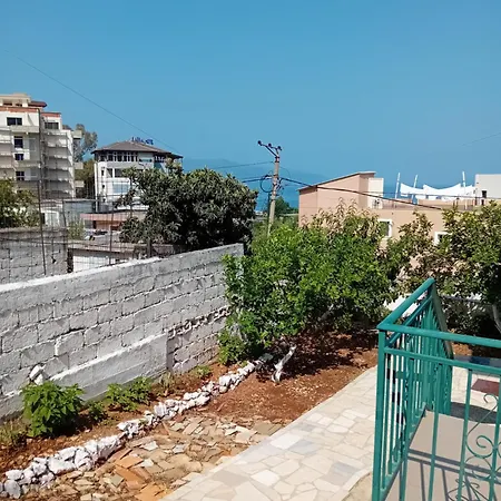 Fotula's House 4 דירה